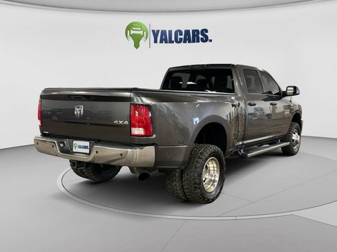 Used 2017 RAM 3500 Tradesman w/ Chrome Appearance Group AWD/4WD image 5