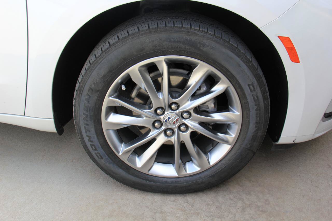 Used 2023 Buick Enclave Avenir w/ Avenir Technology Package FWD image 35