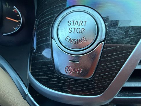 Used 2016 BMW 750i xDrive image 18