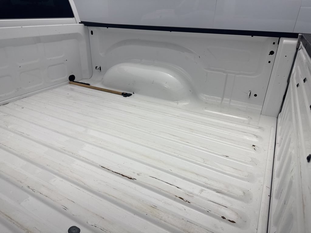 Used 2023 RAM 1500 Classic SLT AWD/4WD image 37