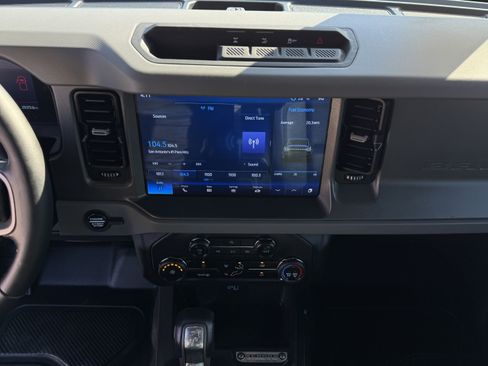 Certified 2024 Ford Bronco Big Bend image 14