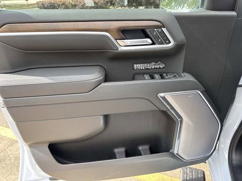 New 2026 Chevrolet Silverado 1500 High Country w/ Technology Package AWD/4WD image 20