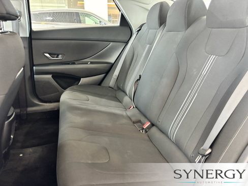 Used 2024 Hyundai Elantra SEL FWD image 20