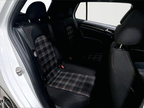 Used 2017 Volkswagen GTI S image 23