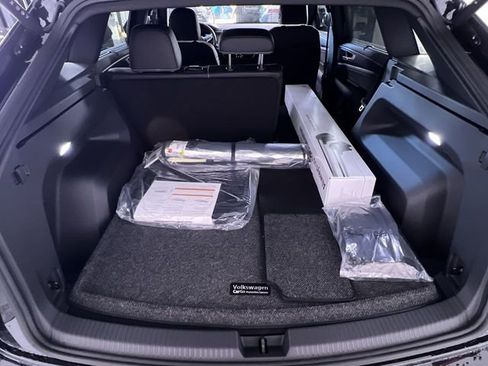 New 2026 Volkswagen Atlas Cross Sport SEL R-Line image 27