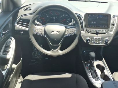 Used 2025 Chevrolet Malibu LT