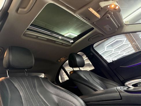 Used 2018 Mercedes-Benz E 300 image 15