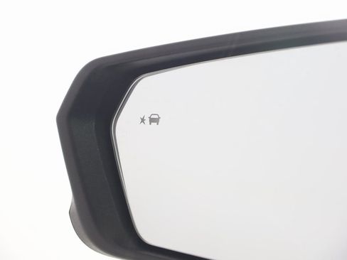 Used 2022 Chevrolet Equinox RS image 24