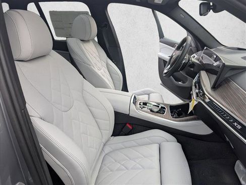 New 2026 BMW X5 xDrive50e image 19