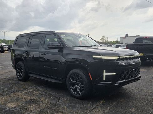 New 2026 Jeep Grand Wagoneer 4WD image 1