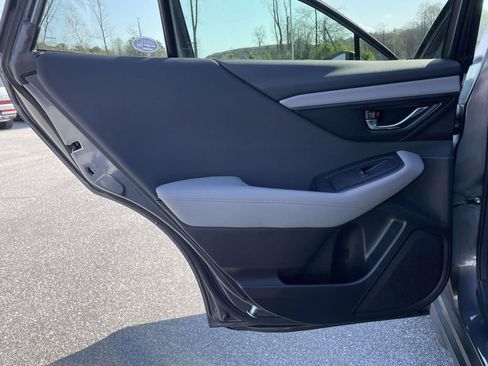 Used 2022 Subaru Outback Premium image 2
