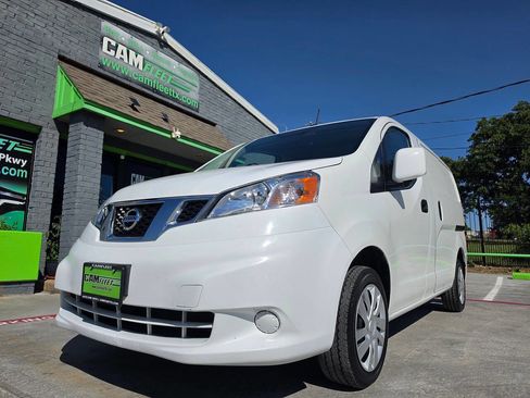Used 2020 Nissan NV200 SV w/ Back Door Glass Package FWD image 2