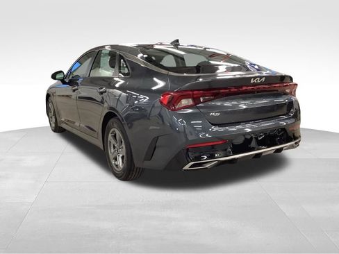 Used 2022 Kia K5 LXS FWD image 4