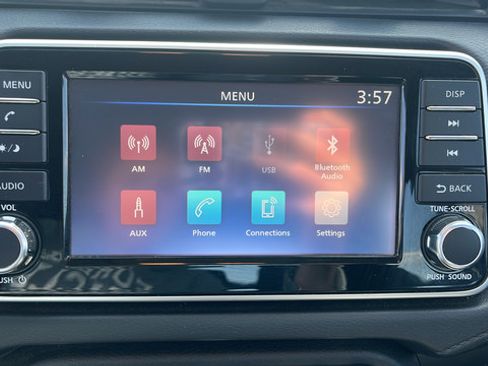 Used 2023 Nissan Versa S w/ Trunk Package FWD image 15
