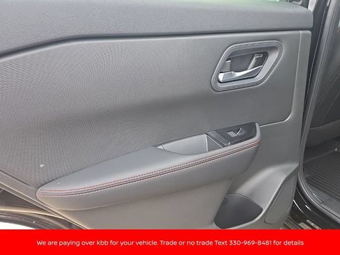 New 2026 Nissan Rogue SV AWD/4WD image 36