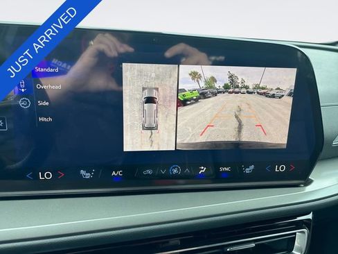 New 2026 Chevrolet Traverse LT FWD image 17