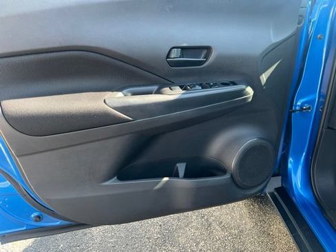 Used 2021 Nissan Kicks S FWD image 10