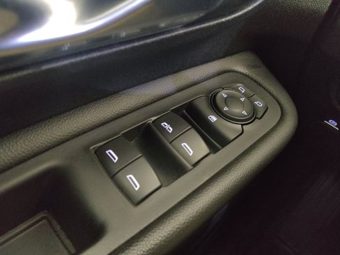 Used 2020 GMC Terrain SLE w/ Driver Convenience Package image 27