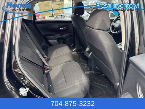 Used 2025 Honda HR-V LX image 13