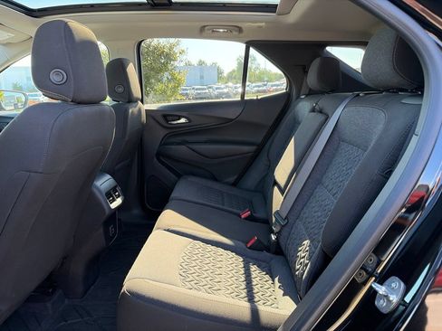 Used 2022 Chevrolet Equinox LT FWD image 38