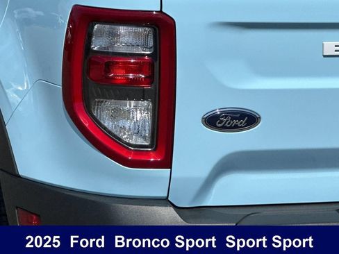 Used 2025 Ford Bronco Sport Heritage AWD/4WD image 38