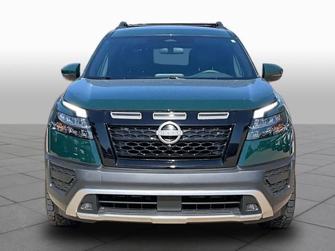 Certified 2025 Nissan Pathfinder Rock Creek AWD/4WD image 4