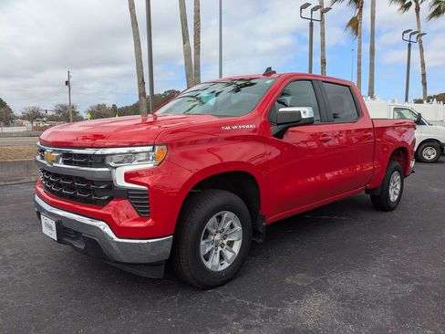 Used 2025 Chevrolet Silverado 1500 LT image 8