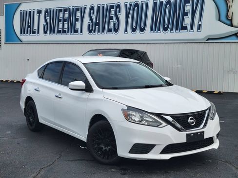 Used 2016 Nissan Sentra S FWD image 28