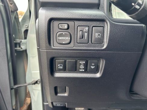 Used 2023 Toyota 4Runner TRD Off-Road Premium w/ Off Road Premium Plus Package AWD/4WD image 23