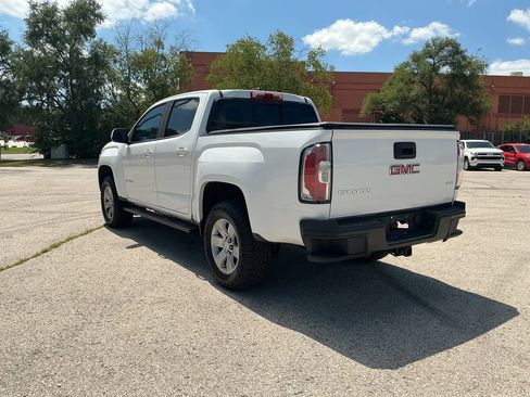 Used 2017 GMC Canyon SLE w/ SLE Convenience Package RWD image 2