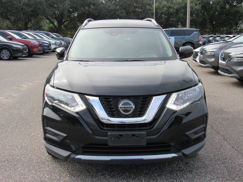 Used 2020 Nissan Rogue SV image 7