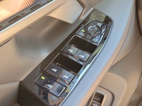 New 2026 BMW 540i xDrive AWD/4WD image 18