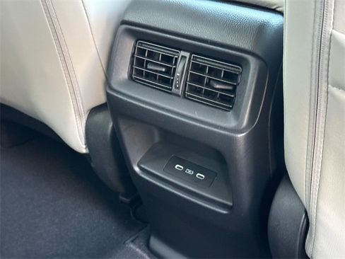 Used 2025 Honda CR-V EX-L image 16
