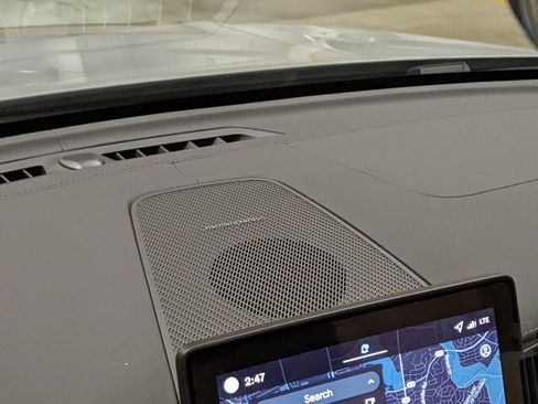 New 2026 Volvo XC60 B5 Ultra w/ Protection Package Premier image 16