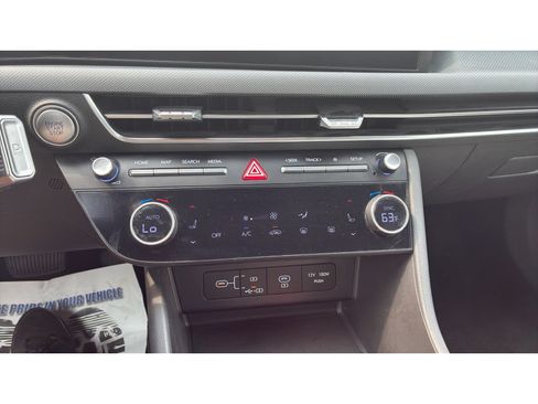 Used 2024 Hyundai Sonata SEL FWD image 15