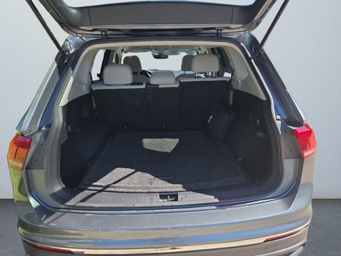 Used 2022 Volkswagen Tiguan S AWD/4WD image 16