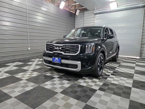 Used 2023 Kia Telluride S w/ S Sunroof Package image 44