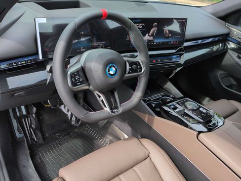 New 2026 BMW i5 M60 AWD/4WD image 10