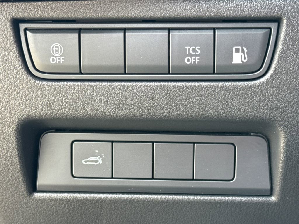 Used 2024 MAZDA CX-90 Plug-In Hybrid w/ Preferred AWD/4WD image 30