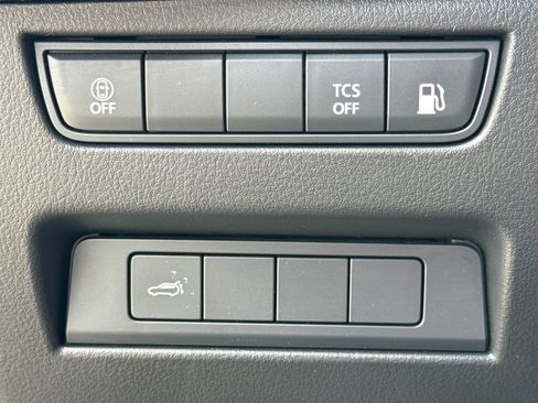 Used 2024 MAZDA CX-90 Plug-In Hybrid w/ Preferred AWD/4WD image 30