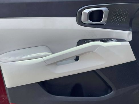 Used 2025 Kia Sorento S w/ Panoramic Sunroof Package FWD image 24