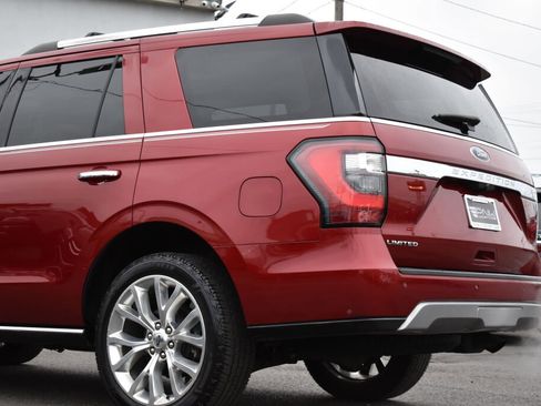 Used 2018 Ford Expedition Limited w/ Equipment Group 302A image 9