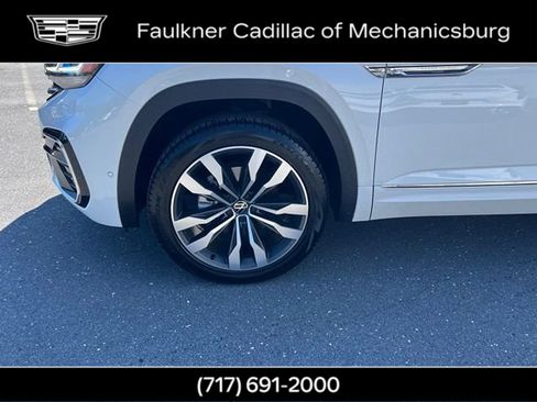 Used 2022 Volkswagen Atlas Cross Sport SEL Premium R-Line AWD/4WD image 33