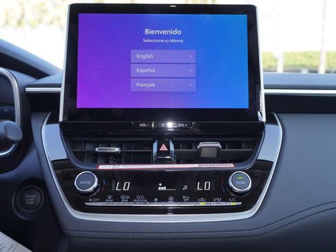 Used 2026 Toyota Corolla Cross XLE image 17