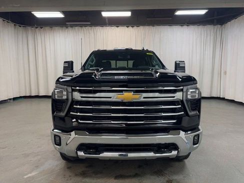 New 2026 Chevrolet Silverado 3500 LTZ w/ LTZ Plus Package image 14