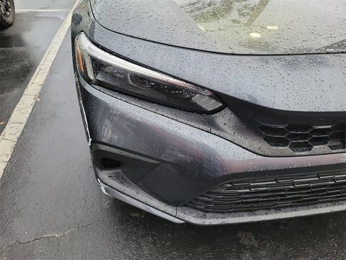 Used 2023 Honda Civic LX image 9