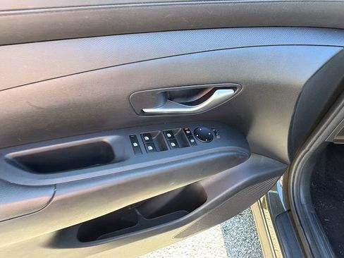 Used 2025 Hyundai Tucson SEL AWD/4WD image 14