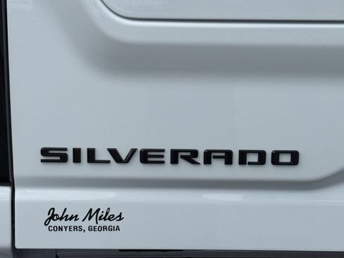 New 2026 Chevrolet Silverado 2500 ZR2 w/ LPO, Dark Essentials Package AWD/4WD image 21