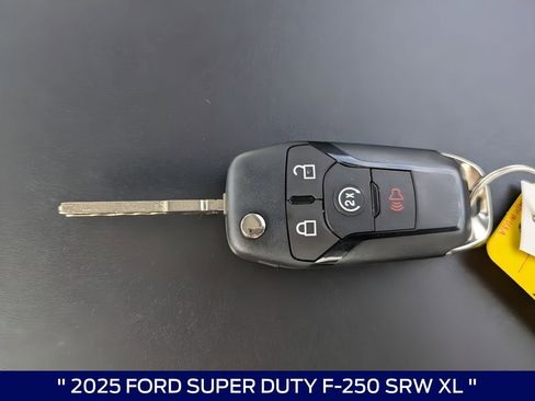 New 2025 Ford F250 XL w/ XL Chrome Package RWD image 29