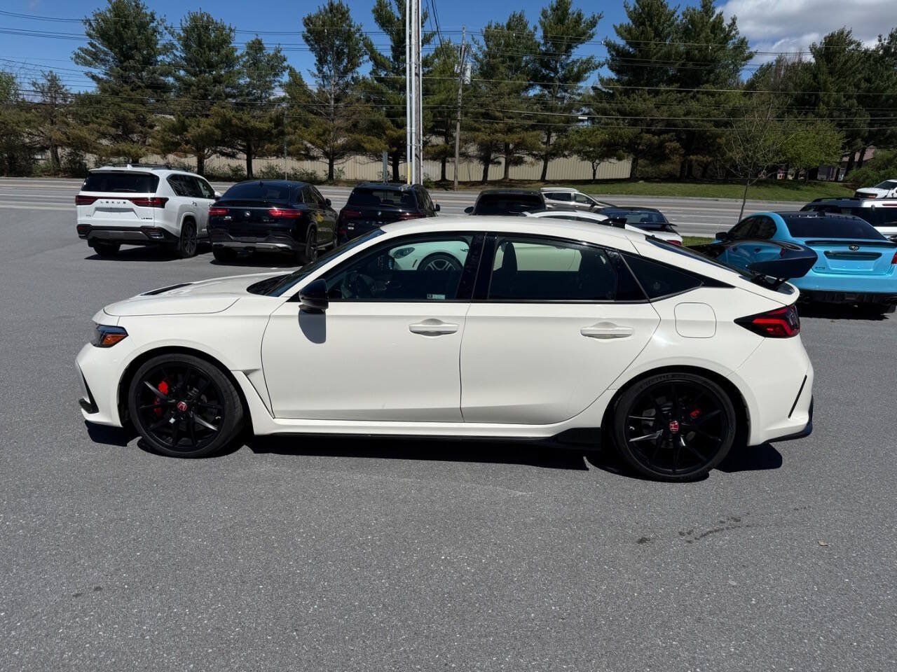 Used 2025 Honda Civic Type R image 9